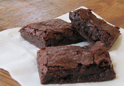 gluten free vegan super fudgy brownies