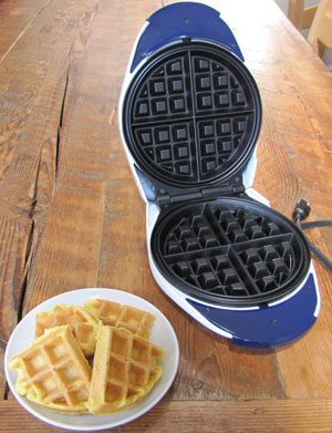 Belgian waffle maker